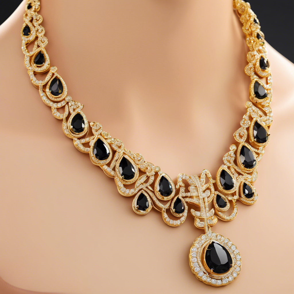 Elegant Gold Necklace with Black Teardrop Gemstones in 925 silver